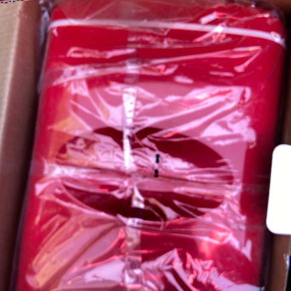 Classic electric thermo Cooler holds 6 355ML OZ CANS GREAT FOR HOME OR CAR - Picture 3 of 7